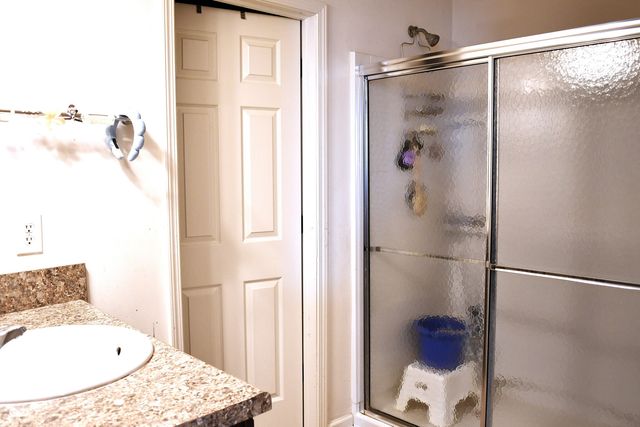 1922 Lakecrest Drive, Columbus, IN 47201