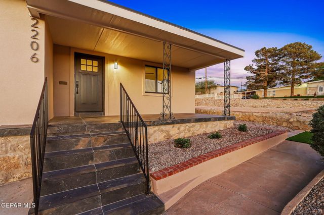 2206 N Florence Street, El Paso, TX 79902