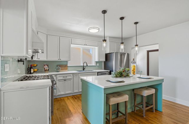 2206 N Florence Street, El Paso, TX 79902