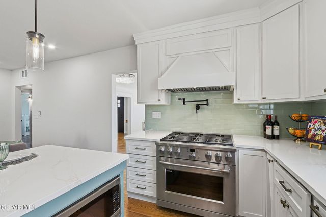 2206 N Florence Street, El Paso, TX 79902