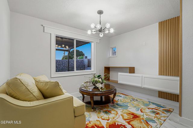 2206 N Florence Street, El Paso, TX 79902