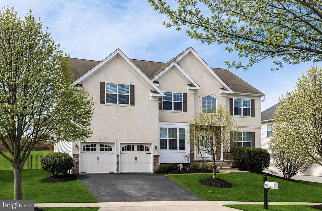 4127 CRESCENT DR, Chester Springs, PA 19425