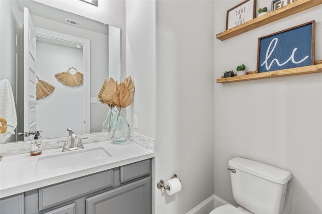 271 Bronze View Drive, Montgomery, TX 77316