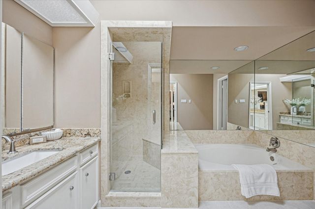 85 Crestwood Circle, Sugar Land, TX 77478