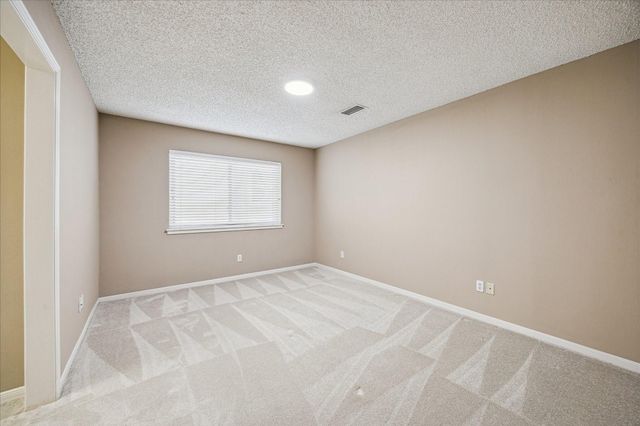 85 Crestwood Circle, Sugar Land, TX 77478