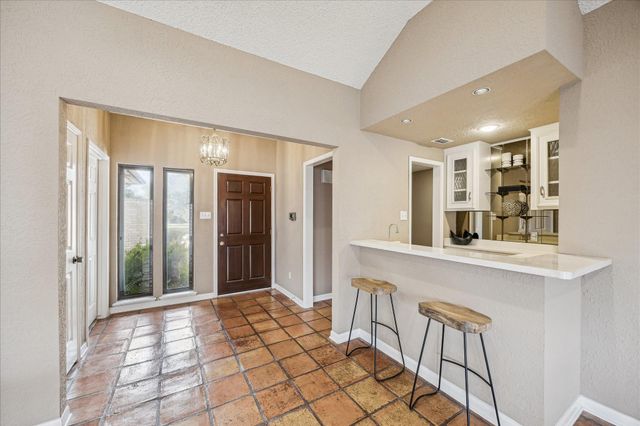 85 Crestwood Circle, Sugar Land, TX 77478