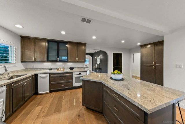 3241 Ingelow St, San Diego, CA 92106