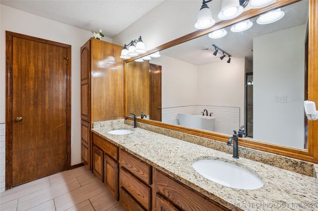 7222 E 87th Street, Tulsa, OK 74133