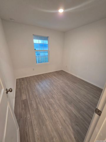 2007 Veery, New Braunfels, TX 78130