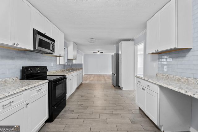 6463 Maddox Road, Morrow, GA 30260