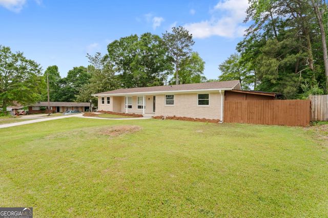 6463 Maddox Road, Morrow, GA 30260