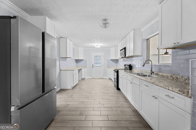 6463 Maddox Road, Morrow, GA 30260