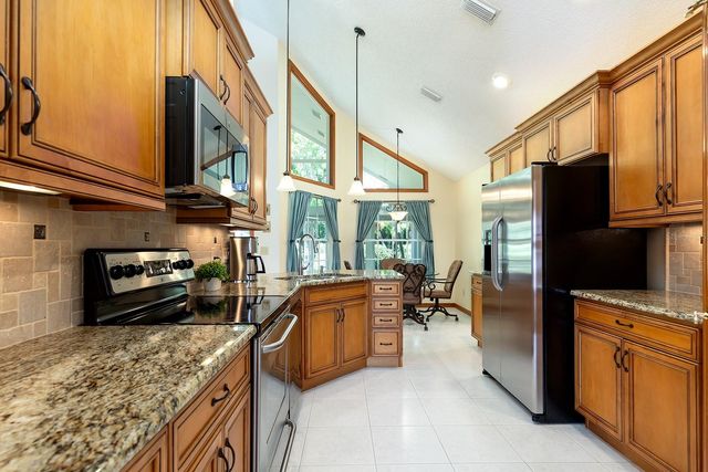 808 SILVERWOOD DRIVE, Lake Mary, FL 32746