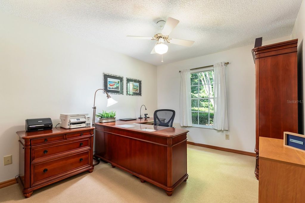 Image 23 of property listing at 808 SILVERWOOD DRIVE, Lake Mary, FL 32746