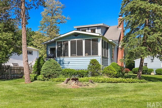 37486 N Terrace Lane, Spring Grove, IL 60081