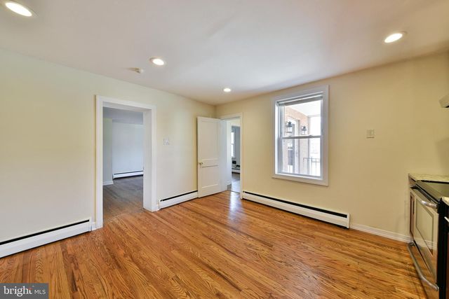 456 N EASTON RD, Glenside, PA 19038