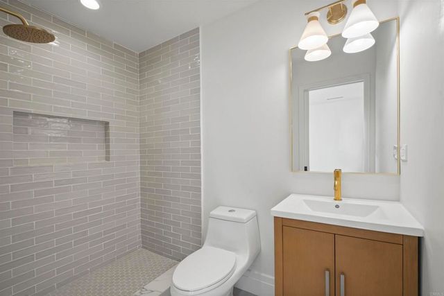 24611 Spadra Ln, Mission Viejo, CA 92691