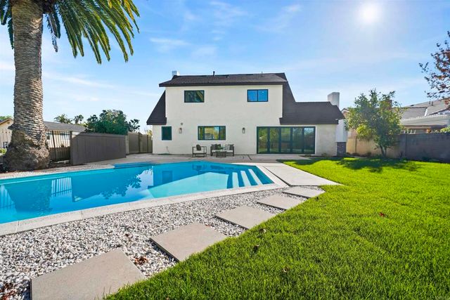 24611 Spadra Ln, Mission Viejo, CA 92691