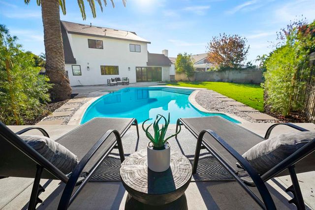 24611 Spadra Ln, Mission Viejo, CA 92691