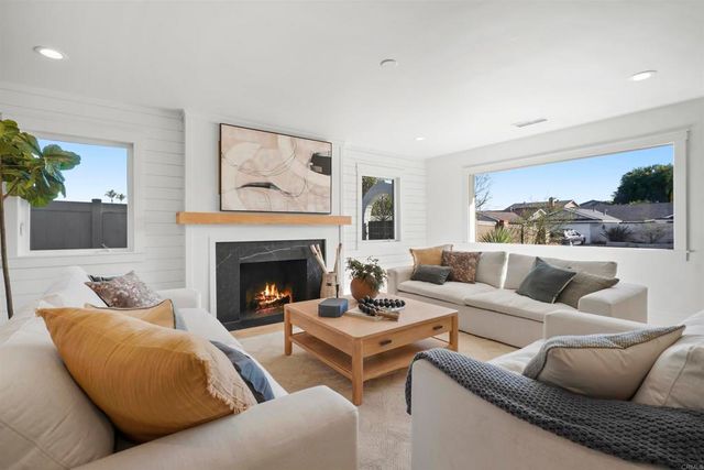 24611 Spadra Ln, Mission Viejo, CA 92691