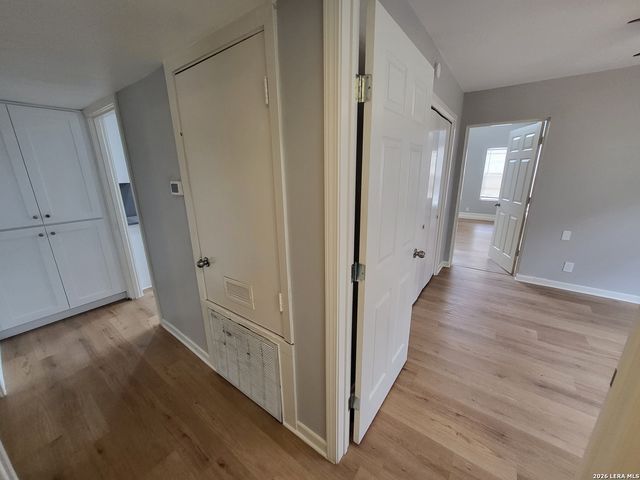 235 Basswood Dr, San Antonio, TX 78213