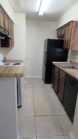 11549 S Kirkwood Road, Stafford, TX 77477