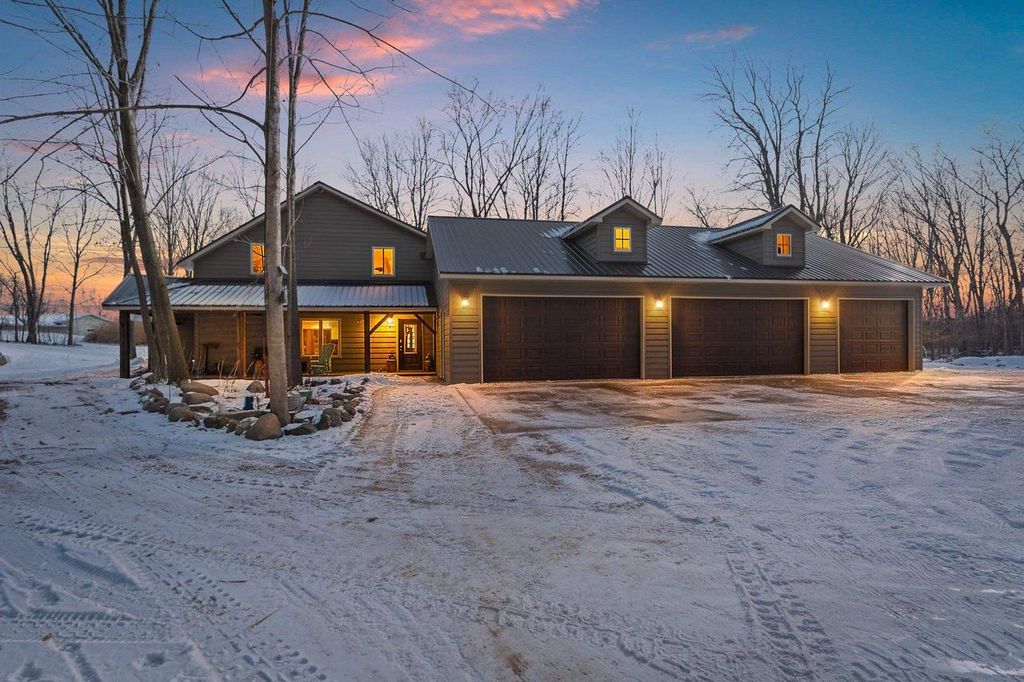 N4601 SHEEHAN LAKE LANE, Campbellsport, WI 53010