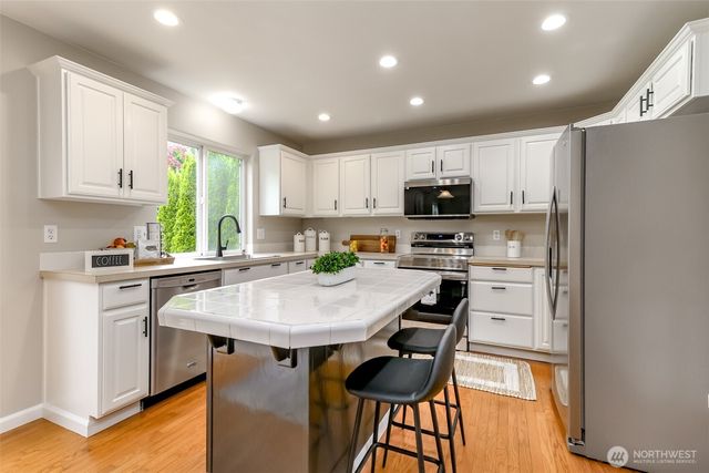 6529 60th Street W, University Place, WA 98467