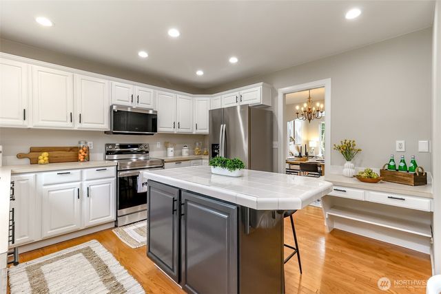 6529 60th Street W, University Place, WA 98467