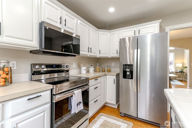 6529 60th Street W, University Place, WA 98467
