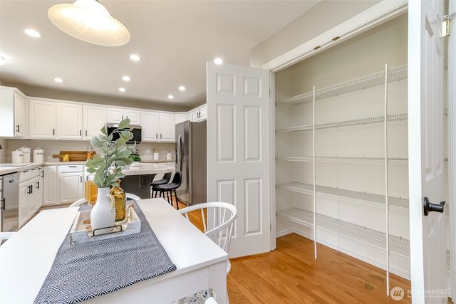 6529 60th Street W, University Place, WA 98467