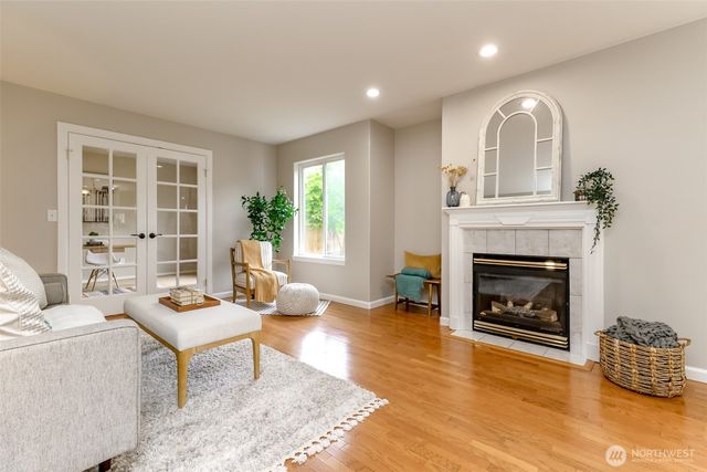 6529 60th Street W, University Place, WA 98467