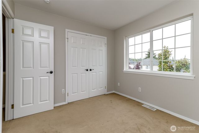6529 60th Street W, University Place, WA 98467