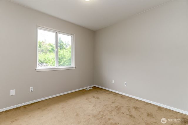 6529 60th Street W, University Place, WA 98467