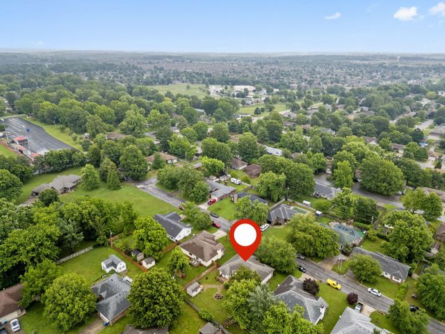 503 Spruce Street, Nixa, MO 65714