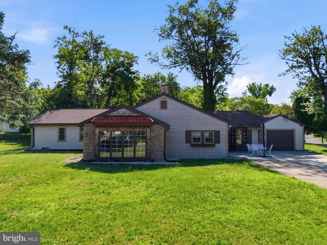 926 MERCER ST, Cherry Hill, NJ 08002