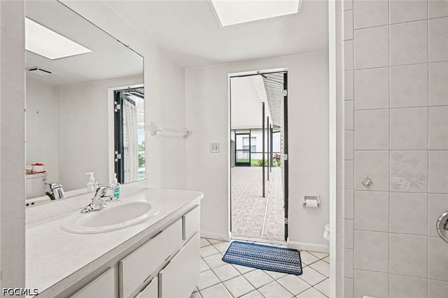 233 SE 31st ST, Cape Coral, FL 33904