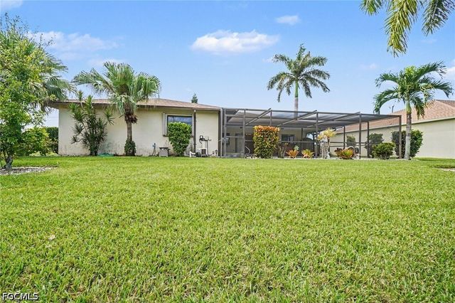 233 SE 31st ST, Cape Coral, FL 33904