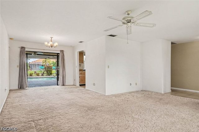 233 SE 31st ST, Cape Coral, FL 33904