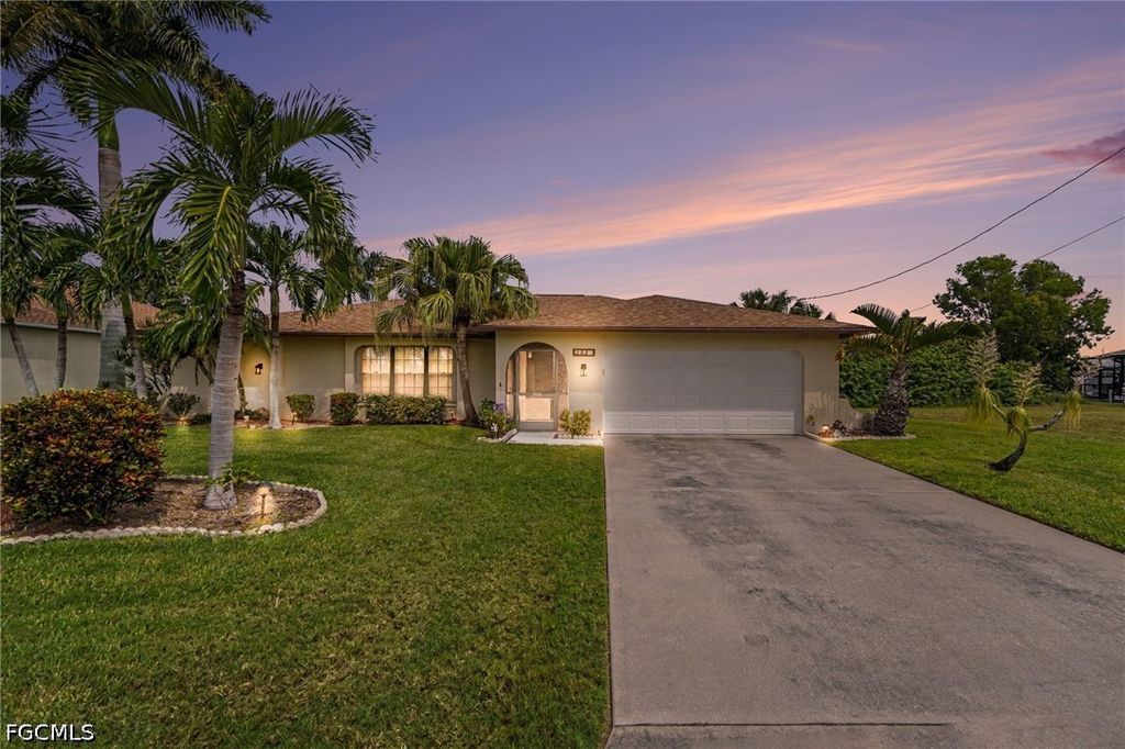 233 SE 31st ST, Cape Coral, FL 33904