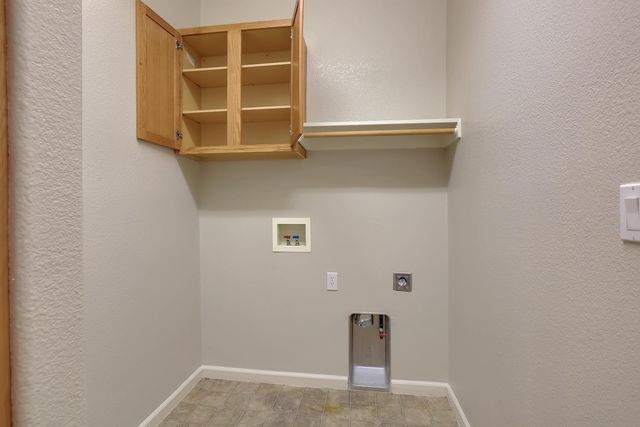 170 Nantucket Way, Yuba City, CA 95993