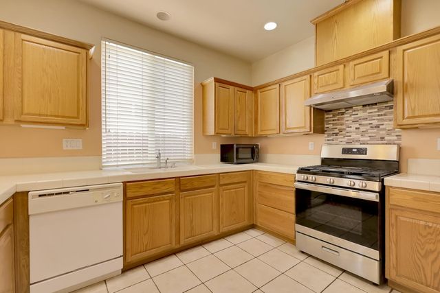 170 Nantucket Way, Yuba City, CA 95993