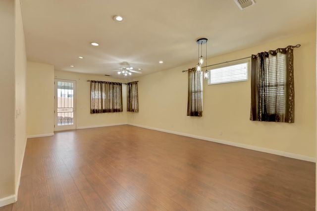 170 Nantucket Way, Yuba City, CA 95993