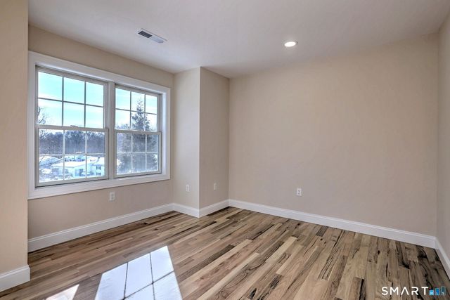 109 Green Meadow Road, Milford, CT 06461