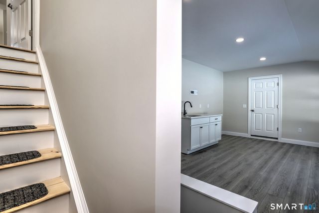 109 Green Meadow Road, Milford, CT 06461