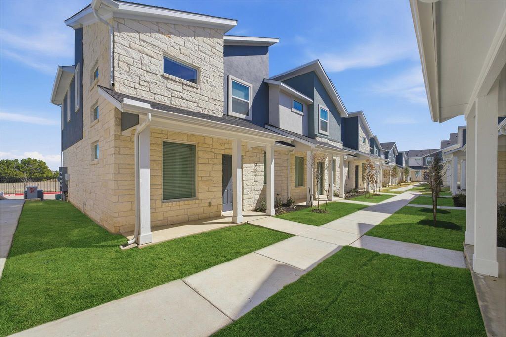 500 Municipal DR 301, Leander, TX 78641