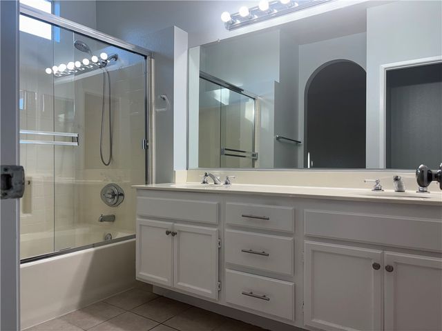 7 Santa Barbara Court, Lake Forest, CA 92610