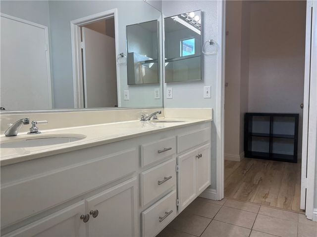 7 Santa Barbara Court, Lake Forest, CA 92610