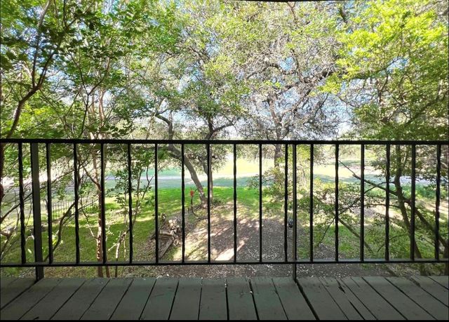 18801 Hogan CIR 3, Lago Vista, TX 78645