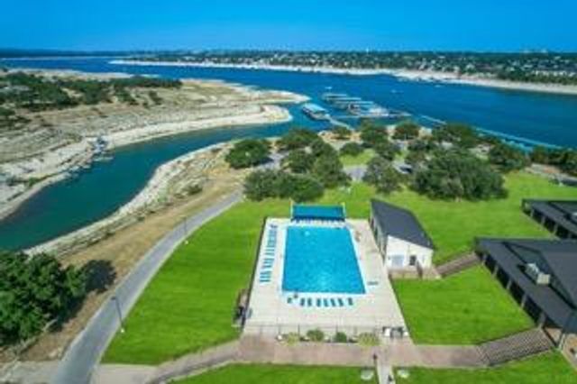18801 Hogan CIR 3, Lago Vista, TX 78645
